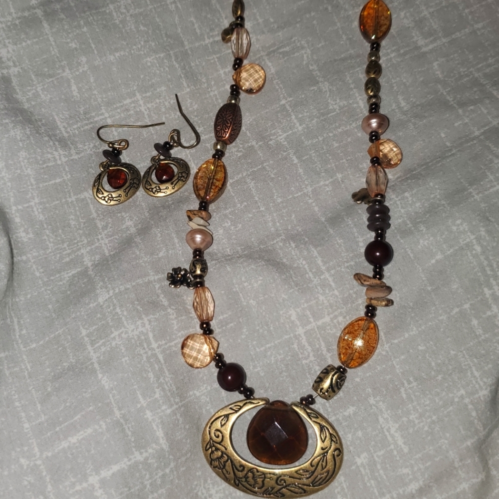 Premier Designs necklace & earrings